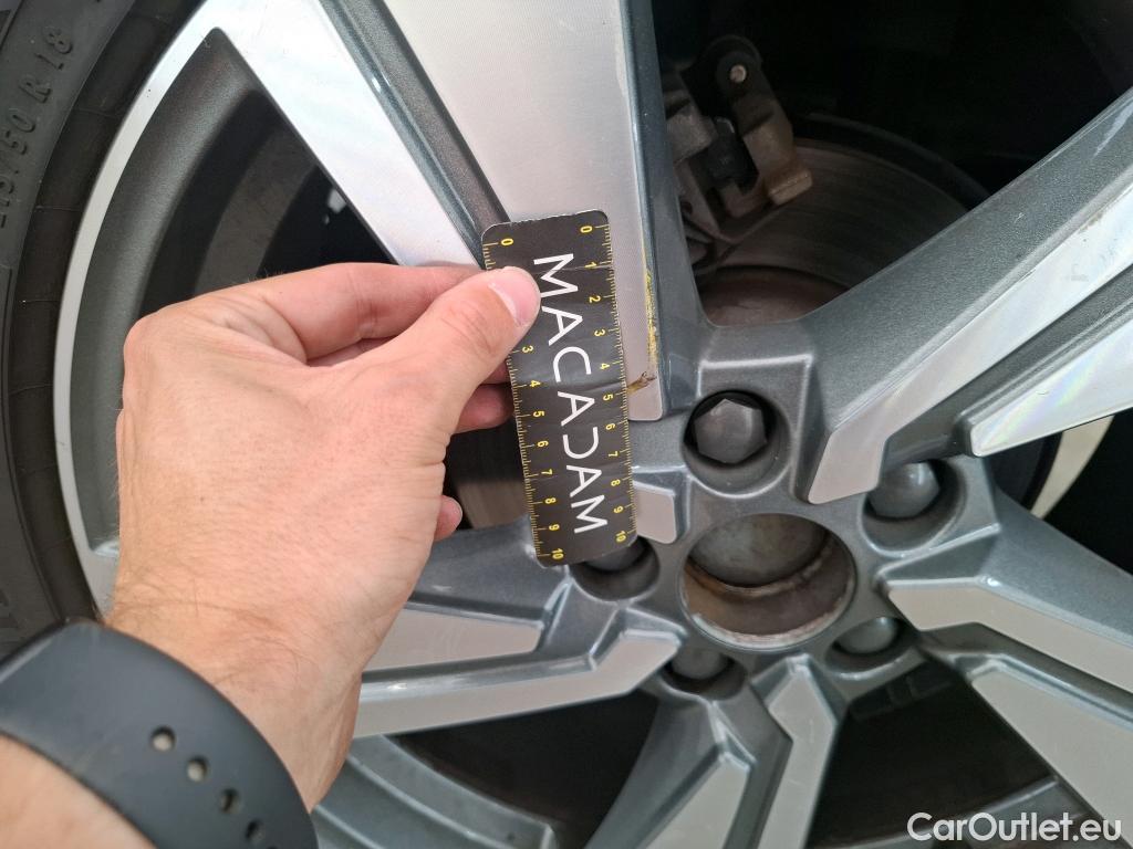  Audi  Q2  30 TDI Design 1.6 TDI 115CV BVA7 E6dT #82