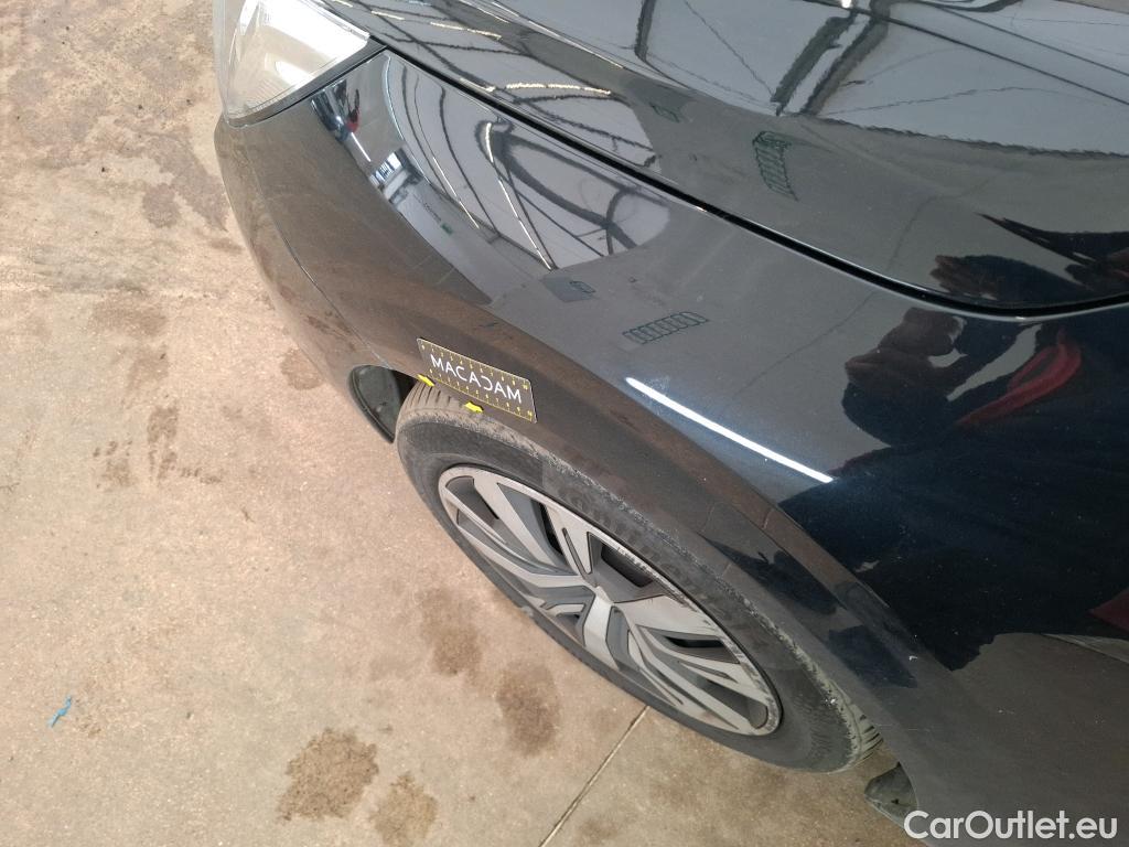  Peugeot  208  Active Pack 1.2 PureTech 100CV BVA8 E6d #17