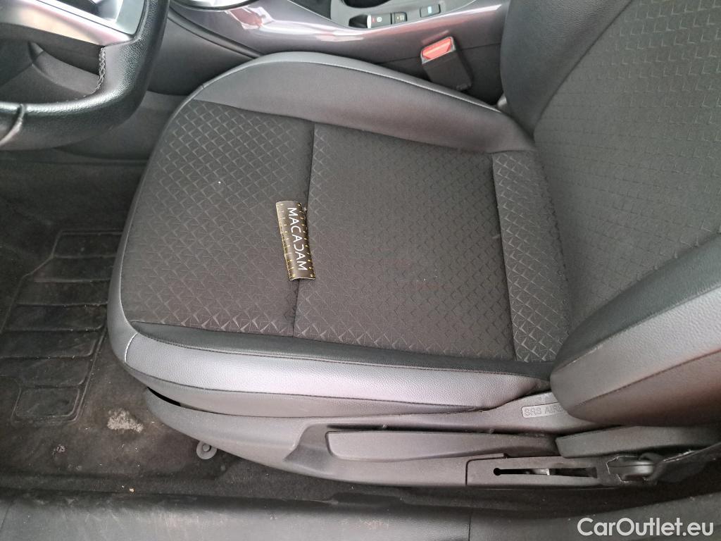  Nissan  Juke NISSAN  / 2019 / 5P / Crossover Hybrid 143 Business+ #44