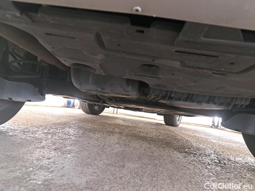  Opel   Grandland X Grandland X Business Elegance 1.5 130CV BVA8 6E #18