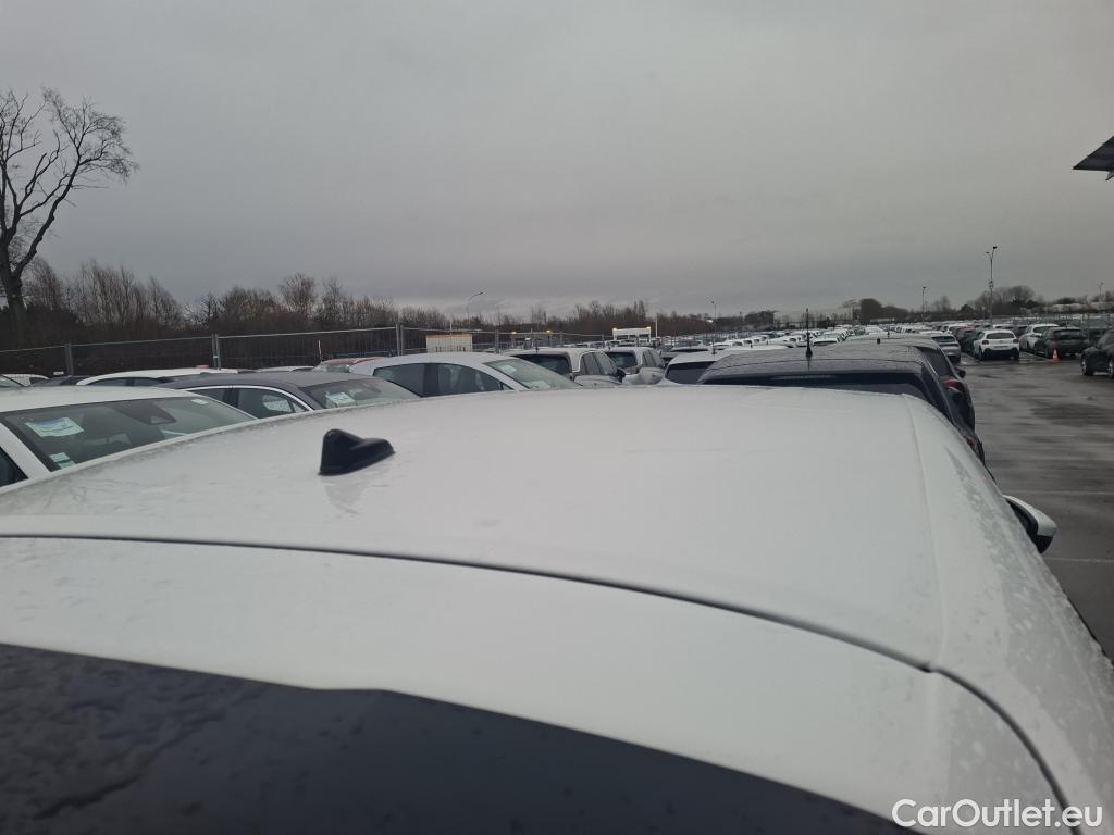  Peugeot  208  Allure Business 1.2 PureTech 100CV BVM6 E6d #21