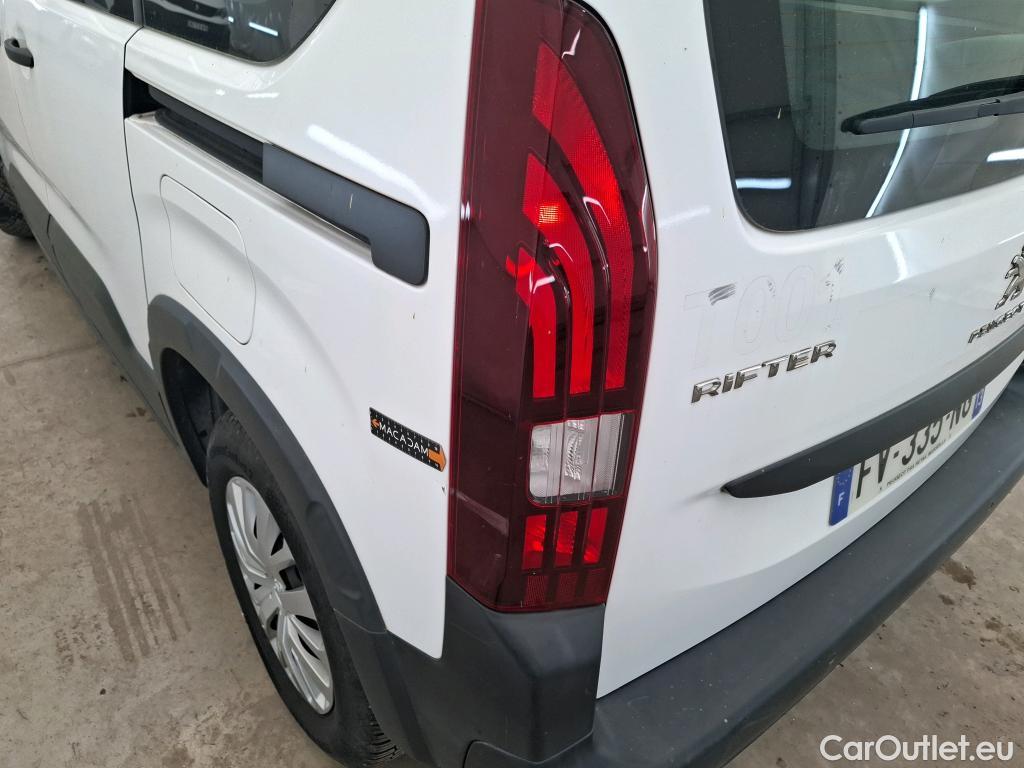  Peugeot  RIFTER  Active L1 1.2 PureTech 110 CV #17