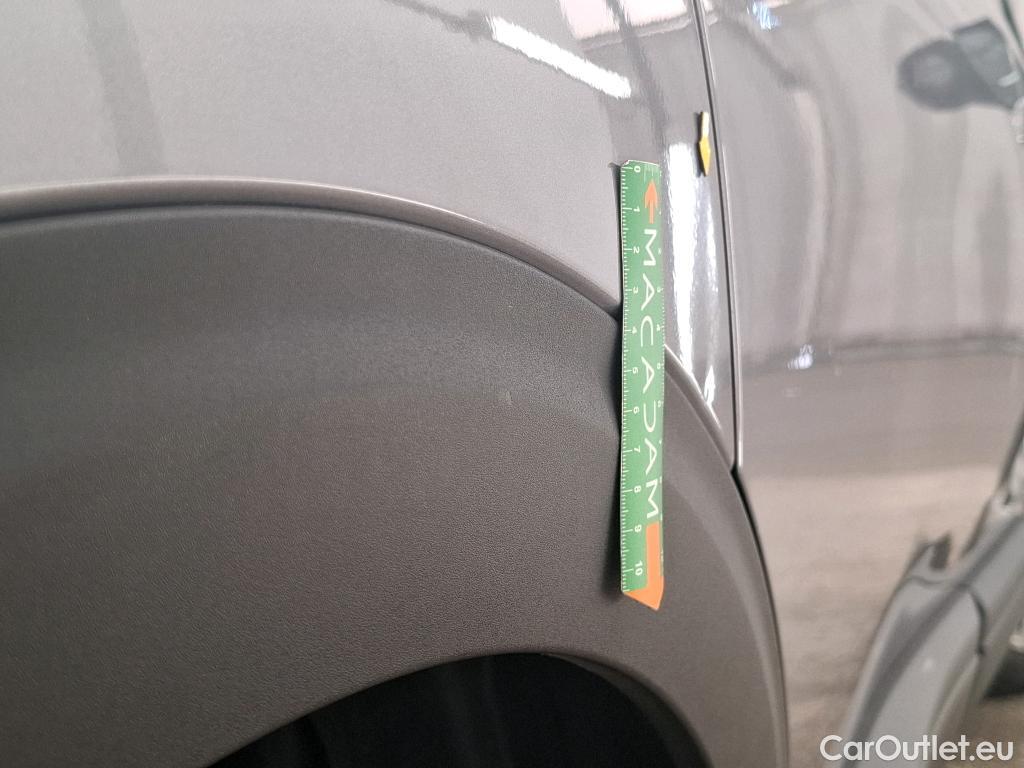  Peugeot  5008  Active Business 1.5 HDi 130CV BVA8 E6dT #2