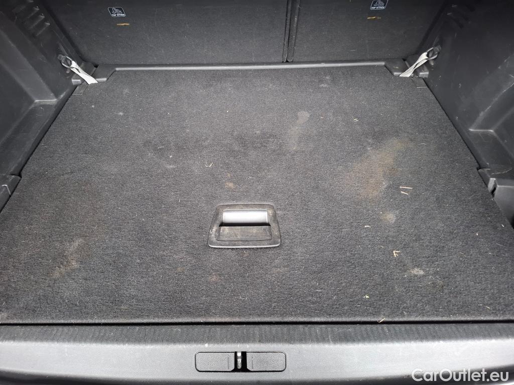  Peugeot  3008  II Active Pack 1.5 HDi 130CV BVA8 E6d #40