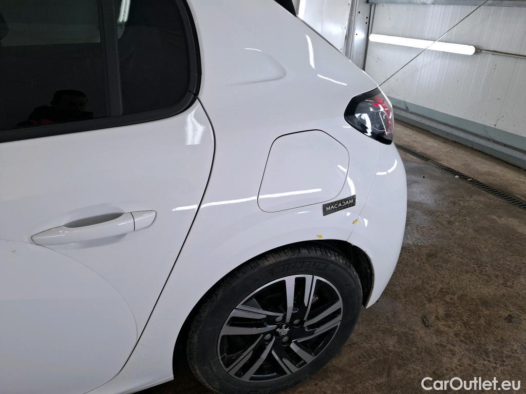  Peugeot  208  Allure Business 1.2 PureTech 100CV BVM6 E6d #1