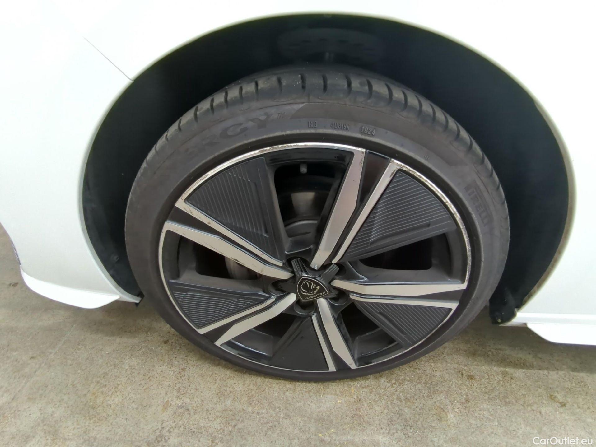  Peugeot  308  GT 1.2 PureTech 130CV BVA8 E6d #11
