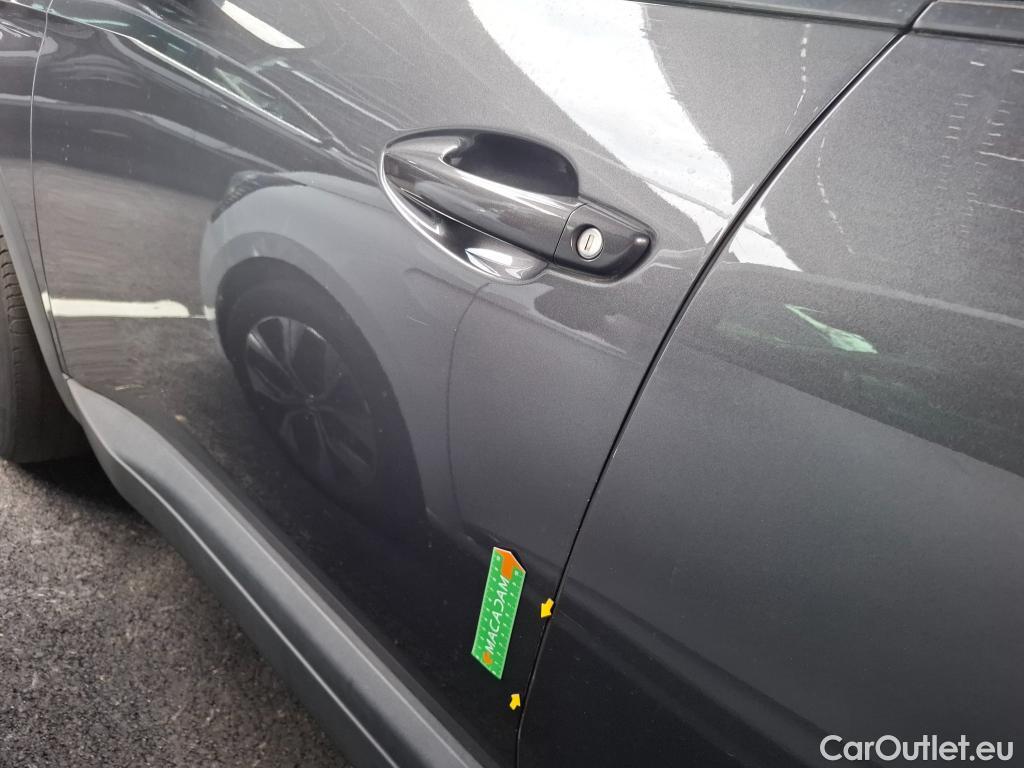  Peugeot  3008  II Active Pack 1.5 HDi 130CV BVA8 E6d #42