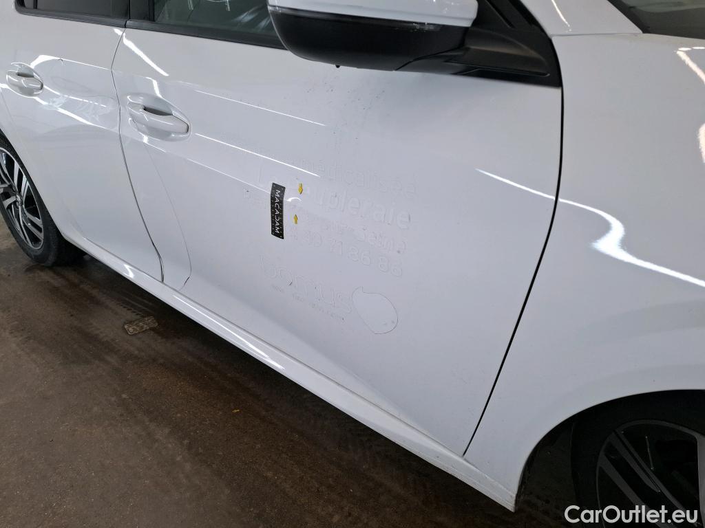  Peugeot  208  Allure Business 1.2 PureTech 100CV BVM6 E6d #40