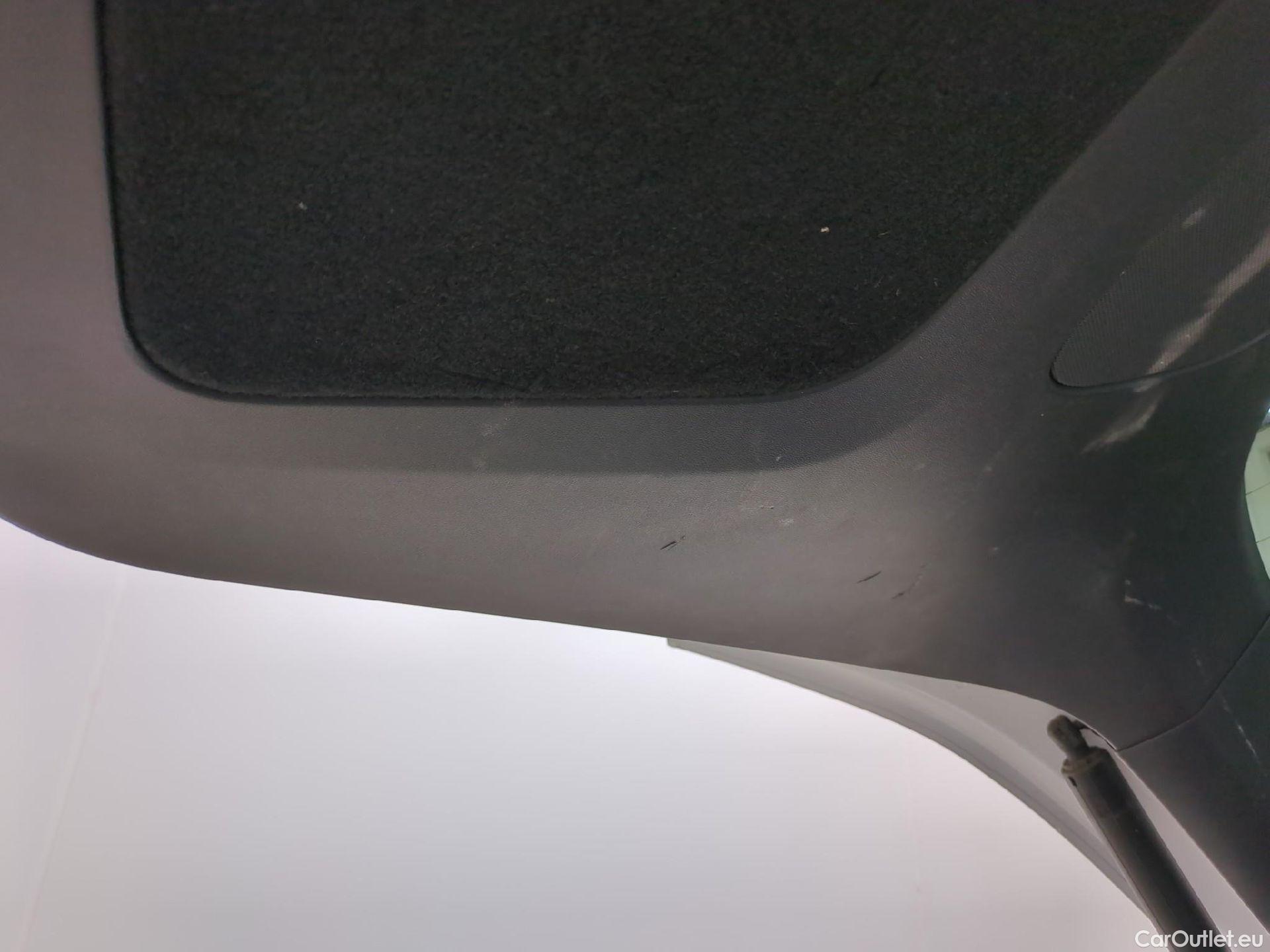  Tesla  Model Y TESLA  / 2020 / 5P / SUV Grand Autonomie Dual Motor AWD #15