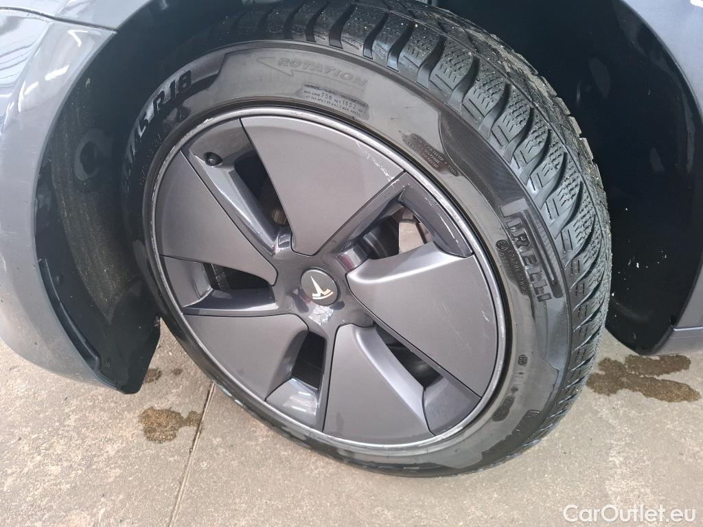  Tesla  Model 3 TESLA   2018  4P  Berline  #39