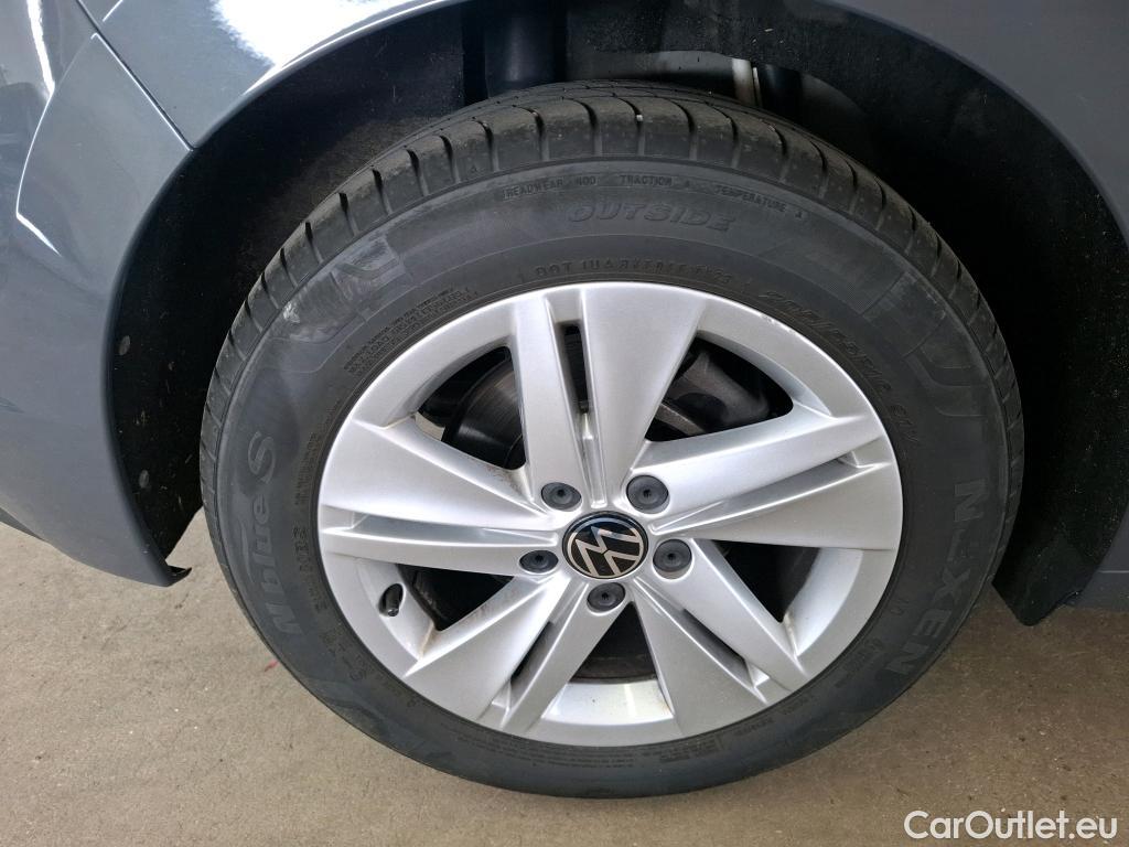  Volkswagen  Golf  VOLKSWAGEN / 2020 / 5P / Berline 2.0 TDI SCR 115 LIFE BUSINESS #4