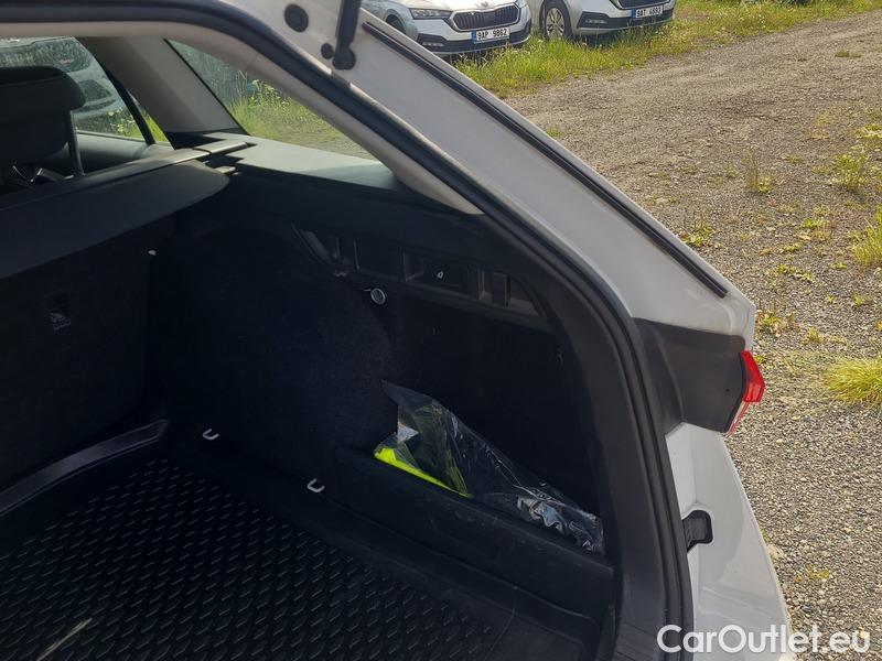  Skoda  Octavia  Combi (NX3)(2020) Oct.Combi 1.5TSI 110 Style #14