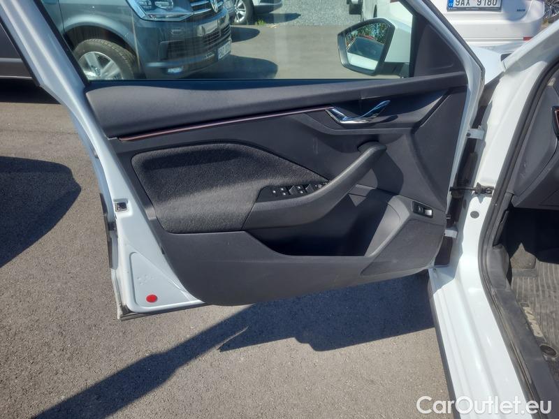  Skoda  KAMIQ -SUV (NW4) (2019)  1.5 TSI 110 Style 5d #6