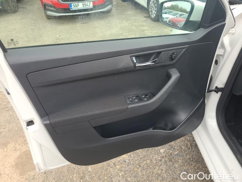  Skoda  Fabia  Combi (2015) Com.1.0TSI 70 Ambition 5d #25