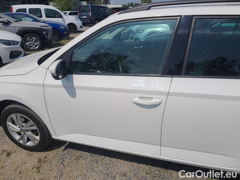  Skoda  Fabia  Combi (2015) Com.1.0TSI 70 Ambition 5d #26