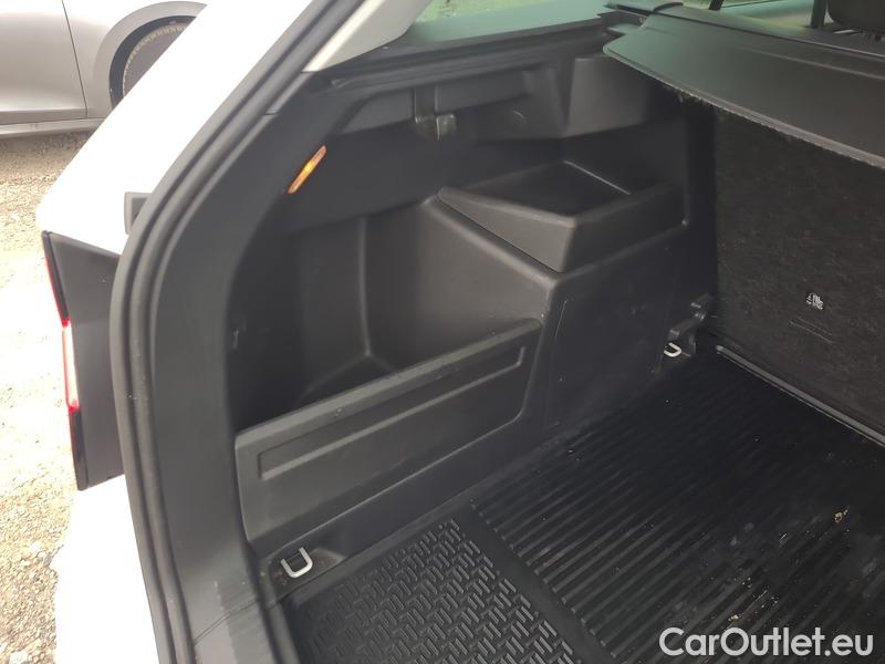  Skoda  Fabia  Combi (2015) Com.1.0TSI 70 Ambition 5d #18