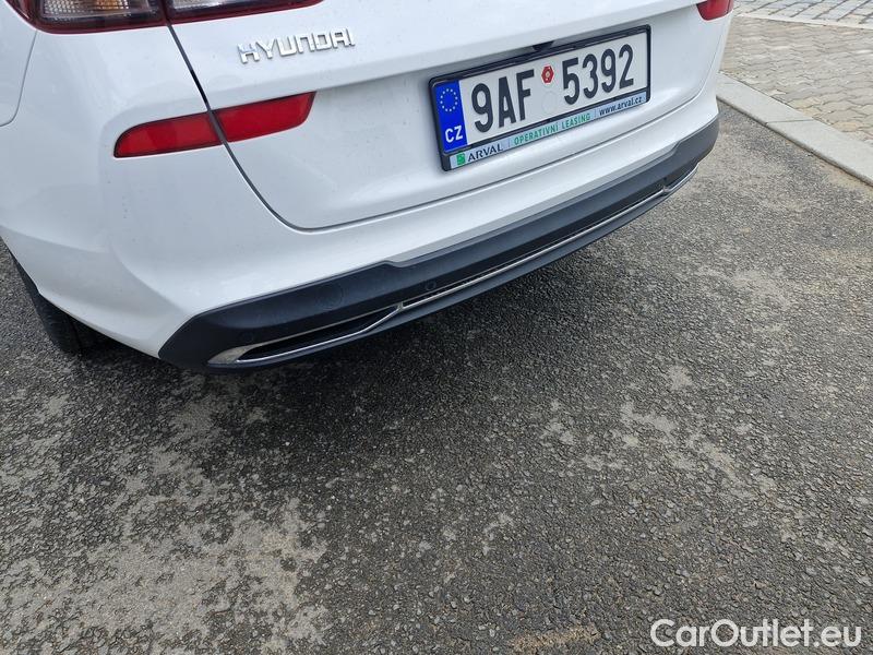  Hyundai  i30   cw (PD)(2017->)  kom.1.5i Family Comfort 5d #9