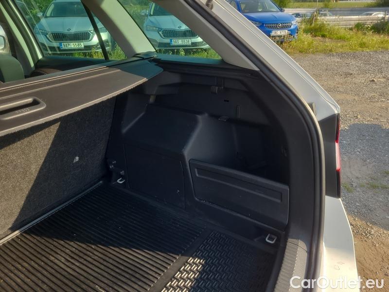  Skoda  Fabia  Combi (2015) Com.1.0TSI 70 Ambition 5d #20