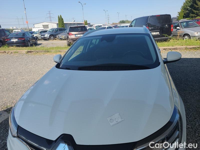  Renault  Megane  IV Estate  (2016) Meg GT 1.5BdCi 115 Techno 5d #15