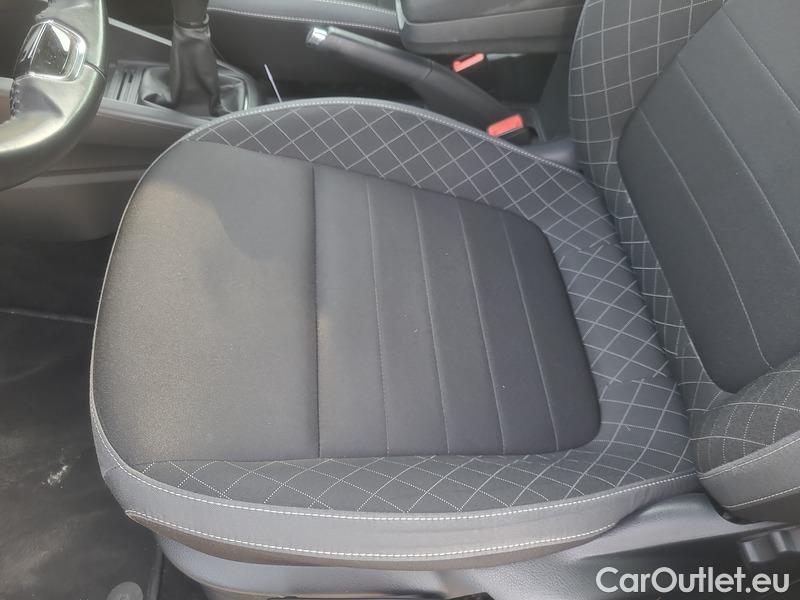  Skoda  Fabia  Combi (2015) Com.1.0TSI 70 Ambition 5d #10