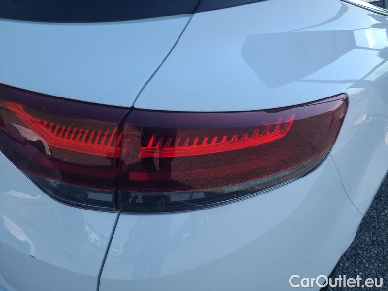  Renault  Megane  IV Estate  (2016) Meg GT 1.5BdCi 115 Techno 5d #25