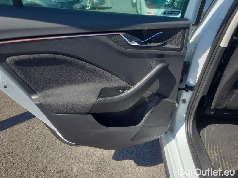  Skoda  KAMIQ -SUV (NW4) (2019)  1.5 TSI 110 Style 5d #5