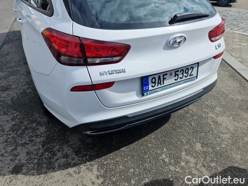  Hyundai  i30   cw (PD)(2017->)  kom.1.5i Family Comfort 5d #18