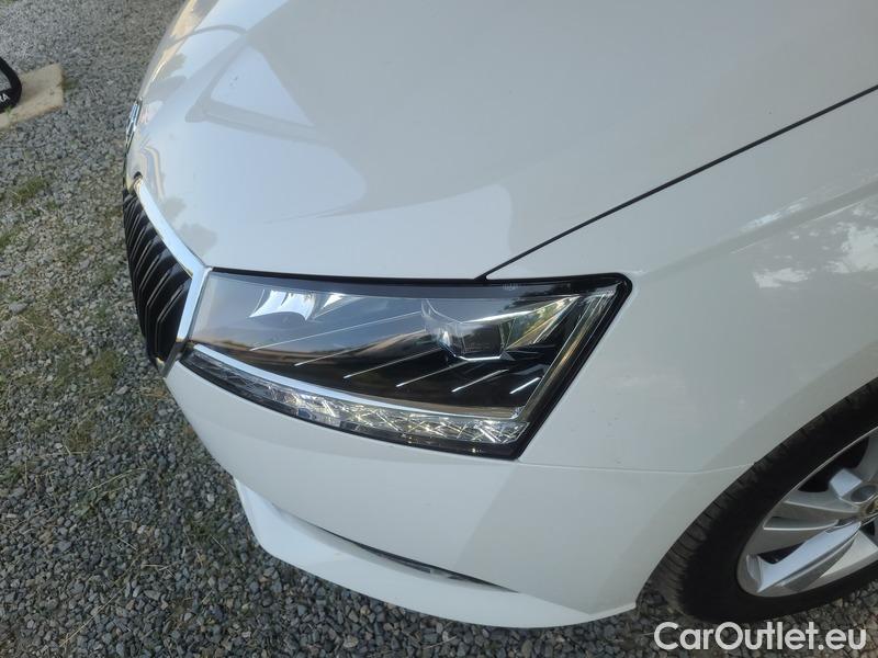 Skoda  Fabia  Combi (2015) Com.1.0TSI 70 Ambition 5d #25