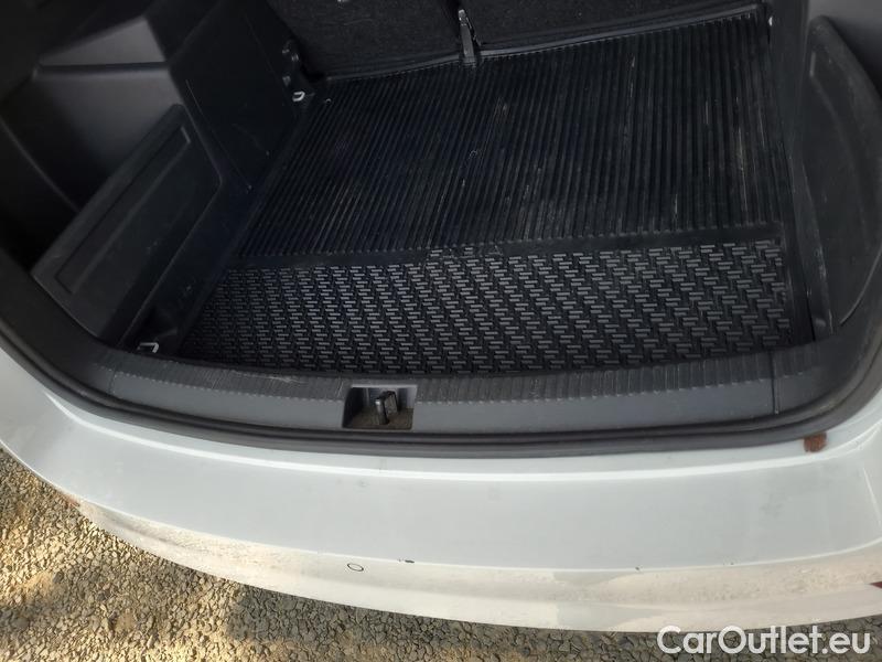  Skoda  Fabia  Combi (2015) Com.1.0TSI 70 Ambition 5d #14