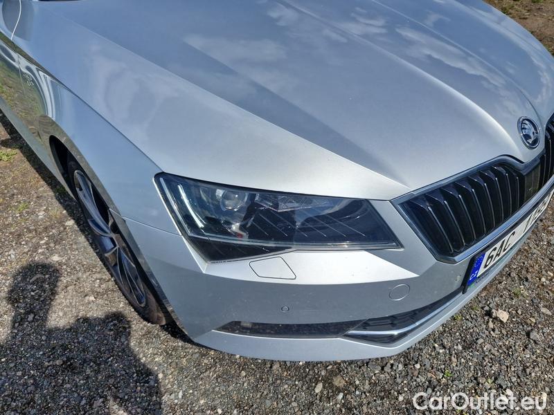  Skoda  Superb  (3V3)(2015)  2.0TDI 140 L&K 4x4 AP #3