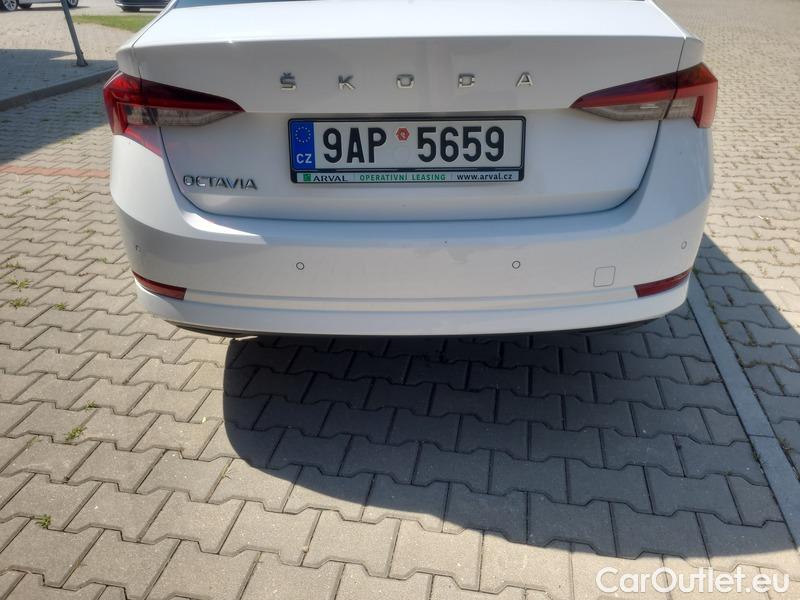  Skoda  Octavia  Lim. (NX3)(2020) Oct.2.0TDI 110 Style 5d #4