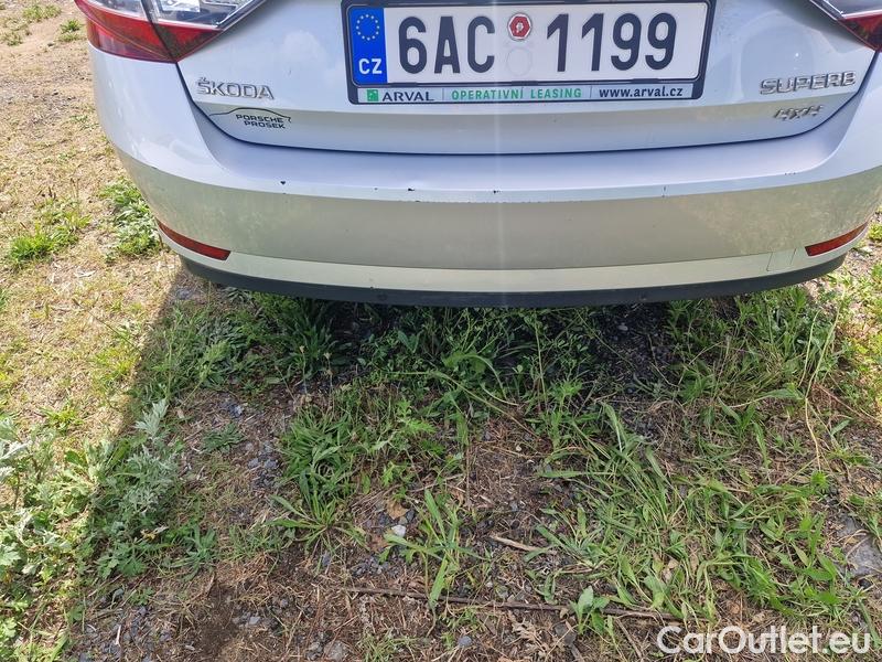  Skoda  Superb  (3V3)(2015)  2.0TDI 140 L&K 4x4 AP #23