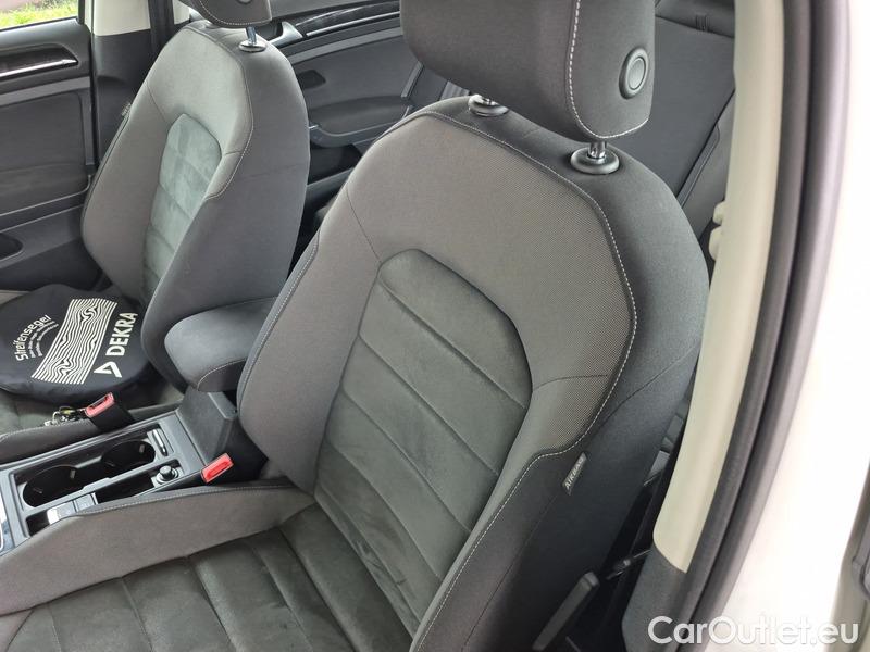  Volkswagen  Golf  VII Variant  (BV5)(2017->) Var 1.5TSI EVO 110 HL #3