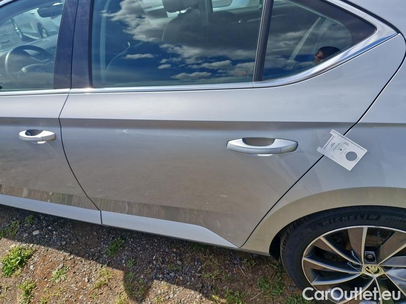  Skoda  Superb  (3V3)(2015)  2.0TDI 140 L&K 4x4 AP #17