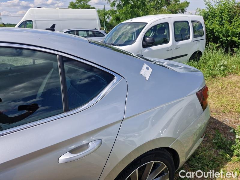  Skoda  Superb  (3V3)(2015)  2.0TDI 140 L&K 4x4 AP #20