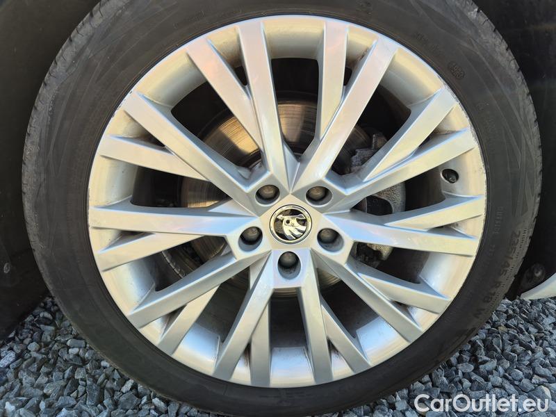  Skoda  Superb  Combi (3V5)(2015) Sup.C.FL2.0TSI 140 Style AT #3