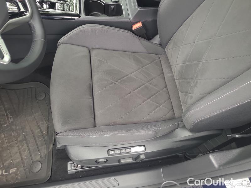  Volkswagen  Golf  VIII Variant (CG5) 2020 Var.1.5TSI 110 Style AT #15