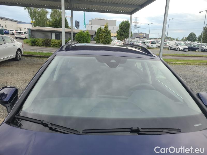  Volkswagen  Golf  VIII Variant (CG5) 2020 Var.1.5TSI 110 Style AT #1
