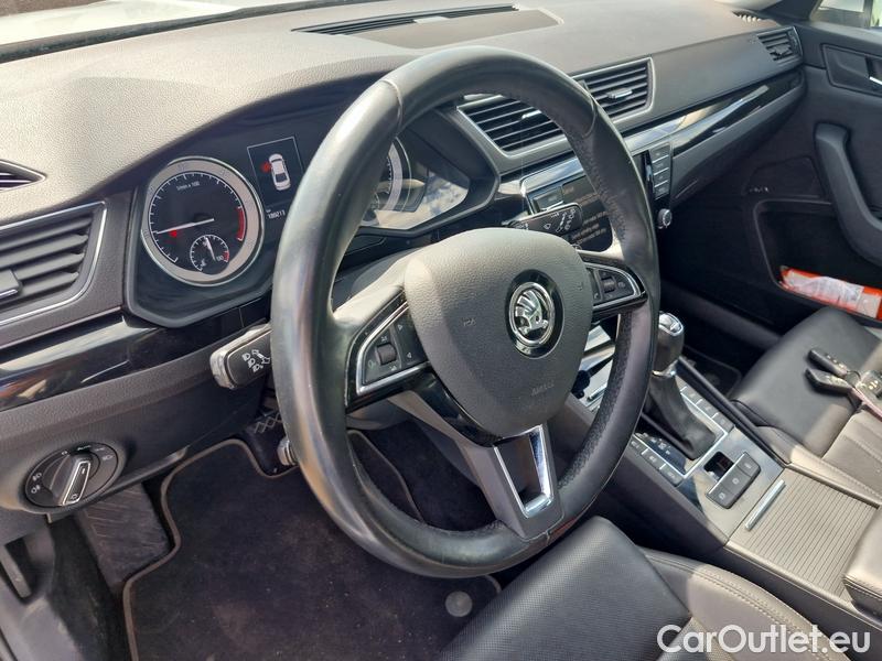  Skoda  Superb  (3V3)(2015)  2.0TDI 140 L&K 4x4 AP #14