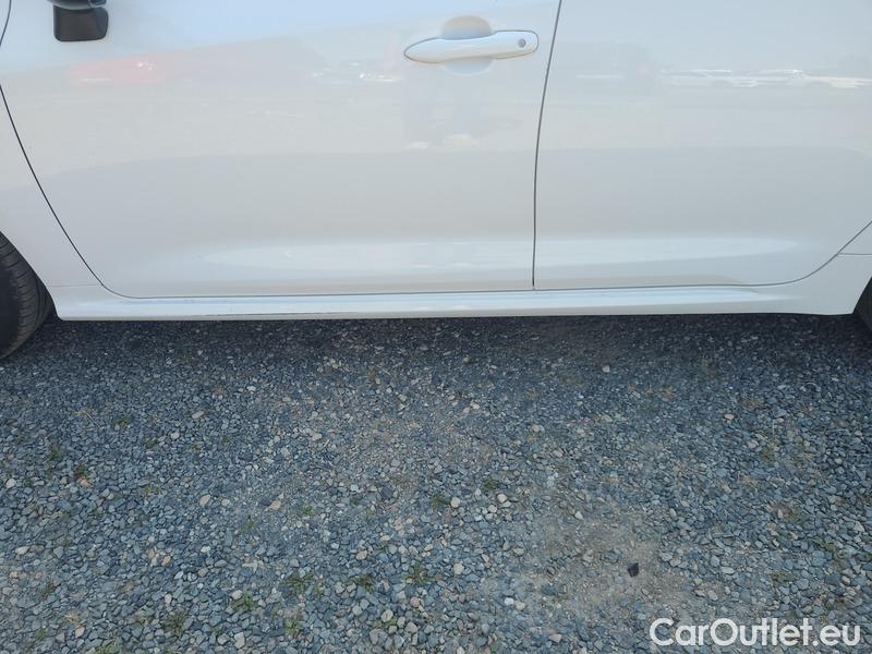  Toyota  Corolla  (E21) (2019)  1.8Hyb.Active AT #3