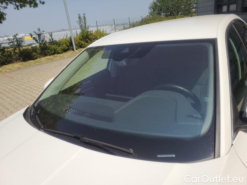  Skoda  Octavia  Lim. (NX3)(2020) Oct.2.0TDI 110 Style 5d #1