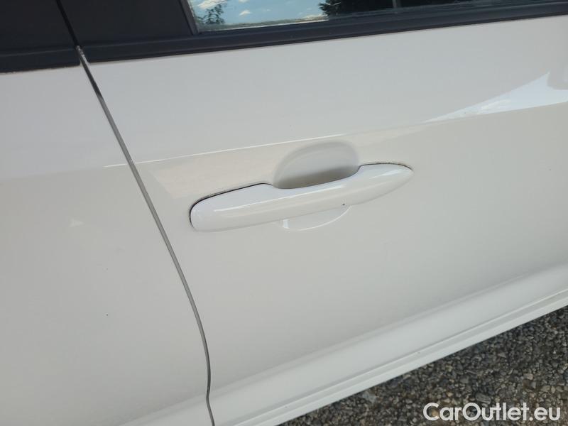  Toyota  Corolla  (E21) (2019)  1.8Hyb.Active AT #10