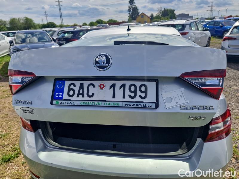  Skoda  Superb  (3V3)(2015)  2.0TDI 140 L&K 4x4 AP #27