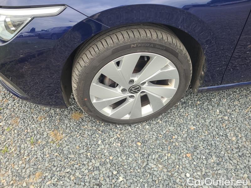  Volkswagen  Golf  VIII Variant (CG5) 2020 Var.1.5TSI 110 Style AT #3