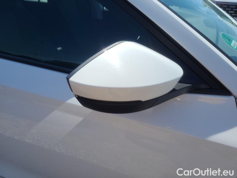  Skoda  Octavia  Combi (NX3)(2020) Oct.Combi 2.0TDI 110 Ambit. AT #4