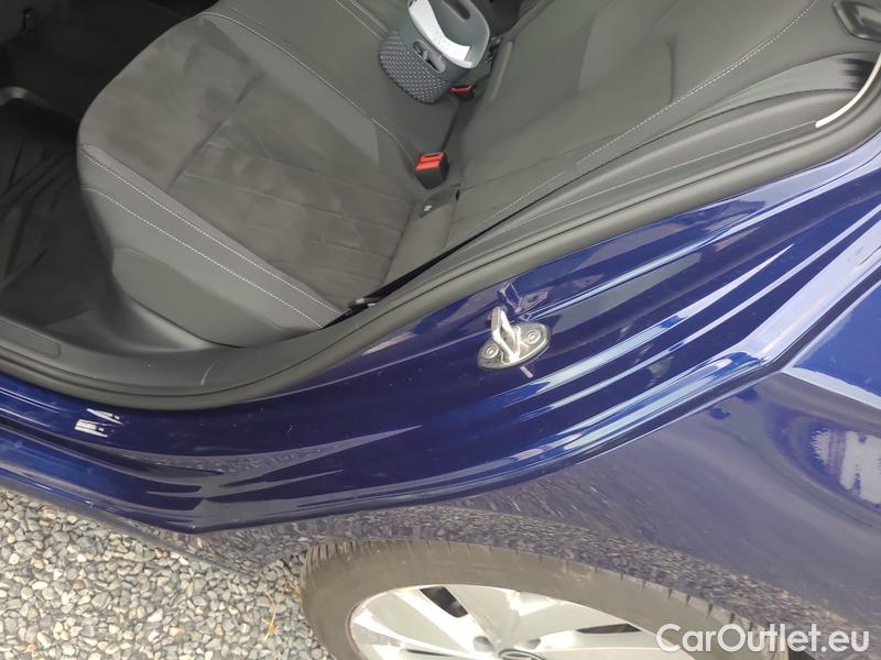  Volkswagen  Golf  VIII Variant (CG5) 2020 Var.1.5TSI 110 Style AT #6