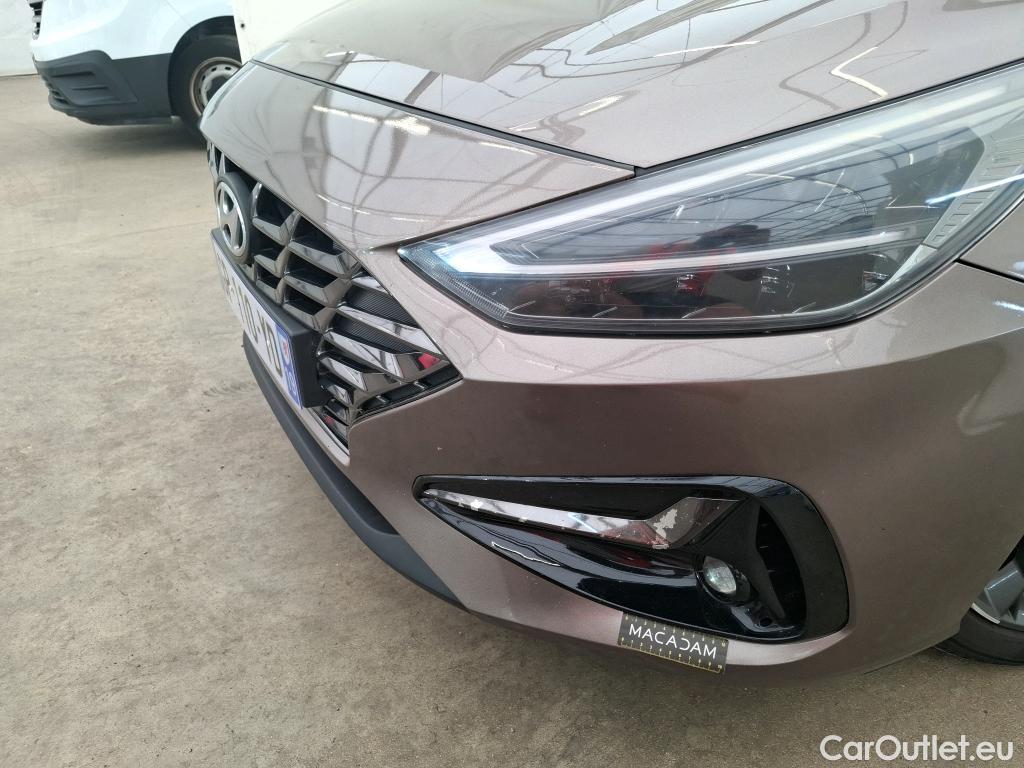  Hyundai  i30 HYUNDAI  Sport Wagon / 2020 / 5P / Break 1.0 T-GDI 120 MHEV I-MT CREATIVE SW #29