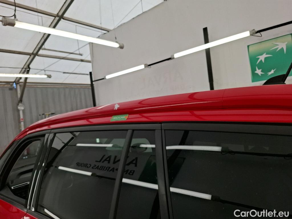  Citroen  C4 Grand Picasso /Spacetourer Shine 1.5 BlueHDi 130CV BVA8 E6d/Vo Repeint en Rouge / Teinte SIV Blanc Banquise/ #124