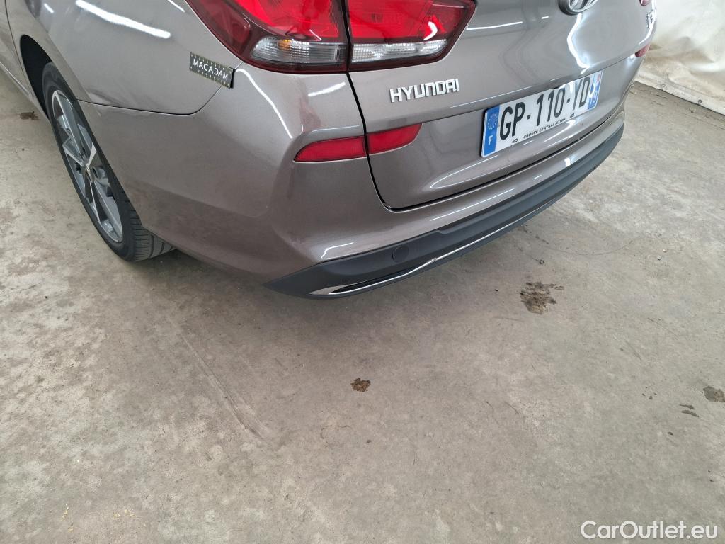  Hyundai  i30 HYUNDAI  Sport Wagon / 2020 / 5P / Break 1.0 T-GDI 120 MHEV I-MT CREATIVE SW #9
