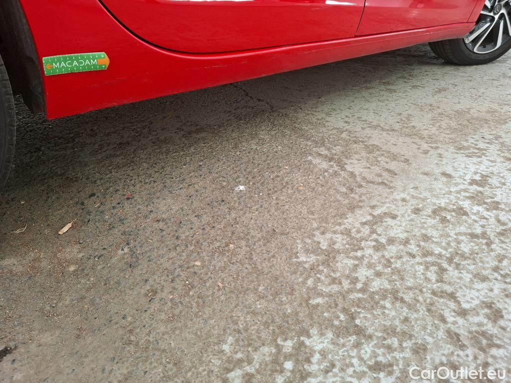  Citroen  C4 Grand Picasso /Spacetourer Shine 1.5 BlueHDi 130CV BVA8 E6d/Vo Repeint en Rouge / Teinte SIV Blanc Banquise/ #47